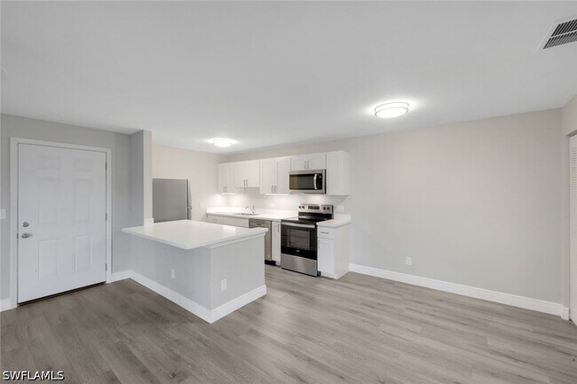 Foto del edificio - 17420 Birchwood Ln