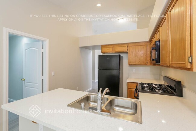 Building Photo - 3335 Steppe St