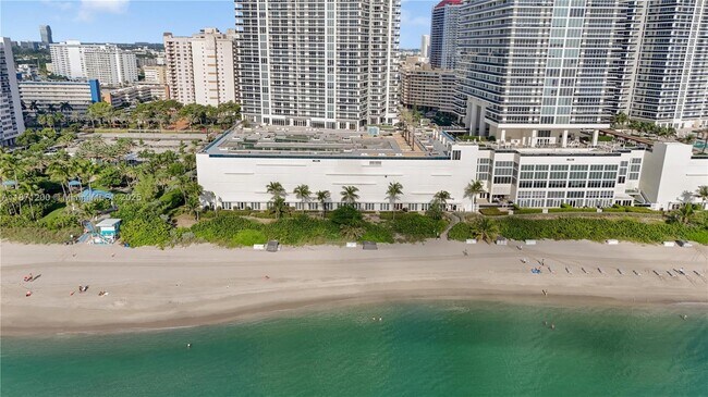 Building Photo - 1850 S Ocean Dr