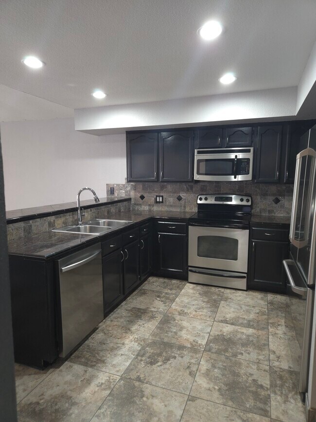 Foto del edificio - 10032 W Sells Dr