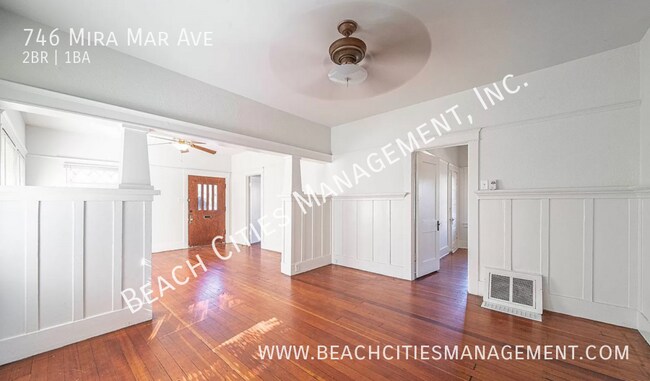 Foto del edificio - 746 Mira Mar Ave