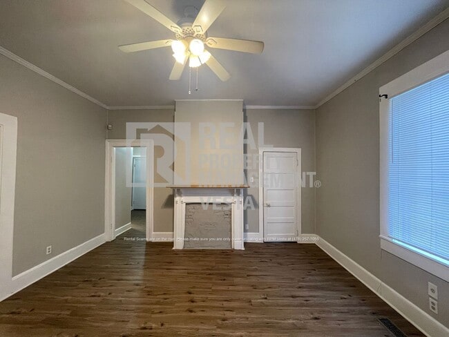 Building Photo - 110 W Ridge Cir