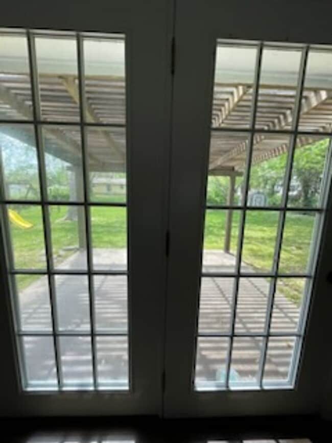 Building Photo - Great Location in Nixa!