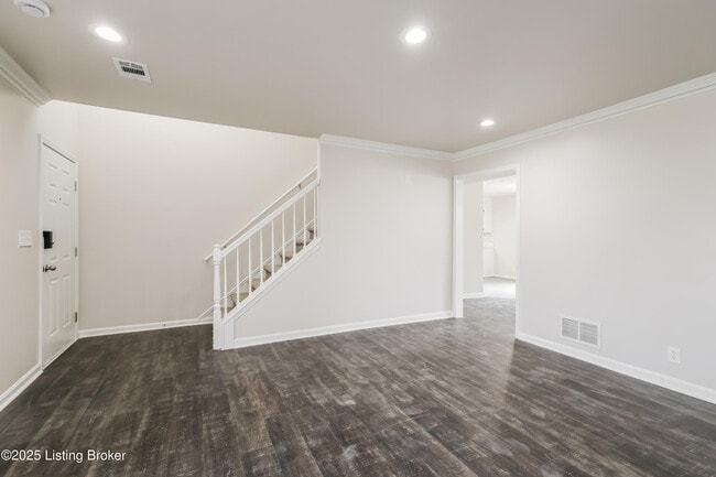 Foto del edificio - 10102 Spring Gate Dr