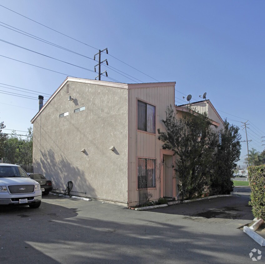 Primary Photo - 2250 Pamela Ln