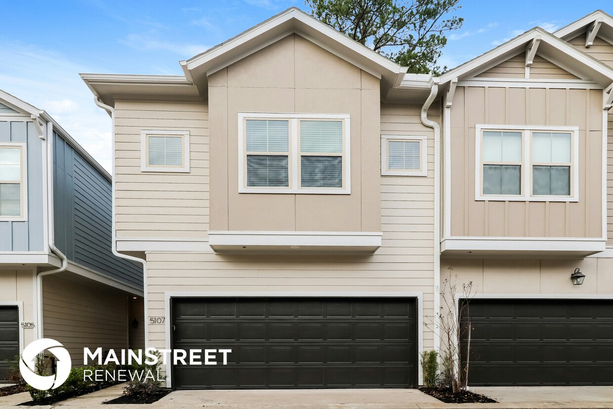 Foto principal - 5107 Royal Heath Dr