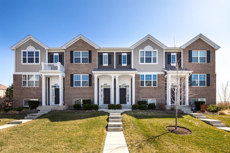 Foto principal - 905 Bradford Dr