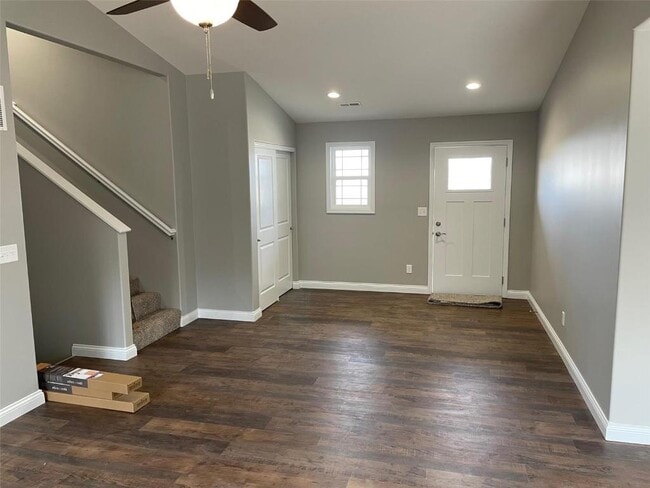 Building Photo - 1130 Marathon Dr