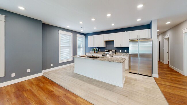 Foto del edificio - Spacious 10BR/10BA in Fort Sanders  – Perf...