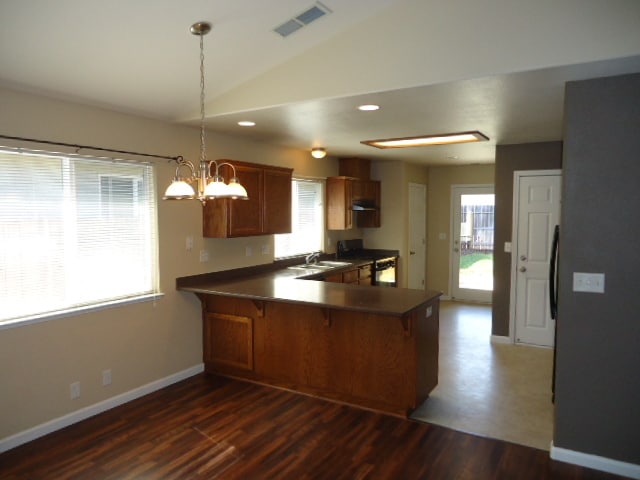 Building Photo - 577 E Eaton Rd