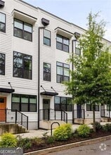 Building Photo - 1261 Wright Ln SE