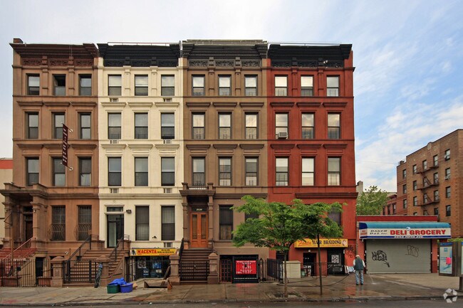 Building Photo - 2036 Fifth Ave