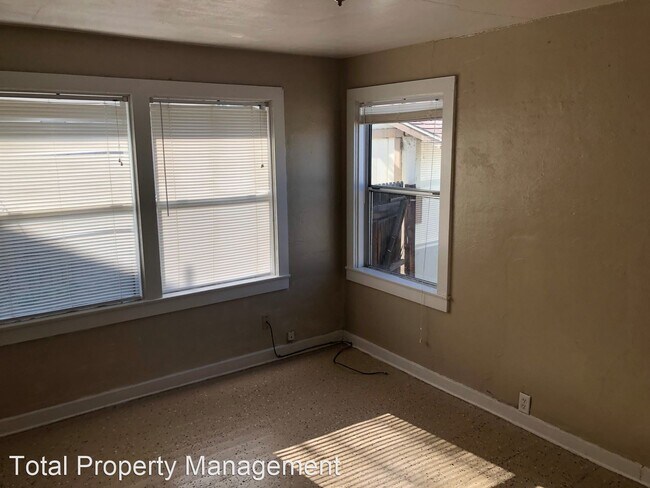 Foto del edificio - 1 br, 1 bath House - 743 Mariposa Ave