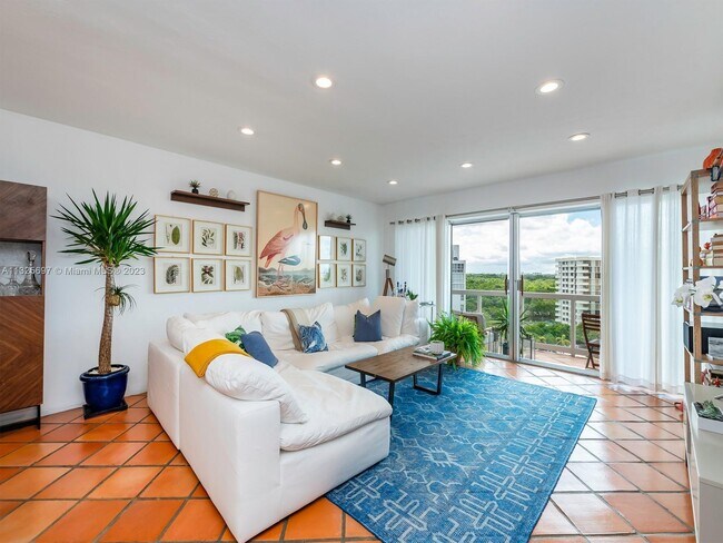 Building Photo - 2451 Brickell Ave