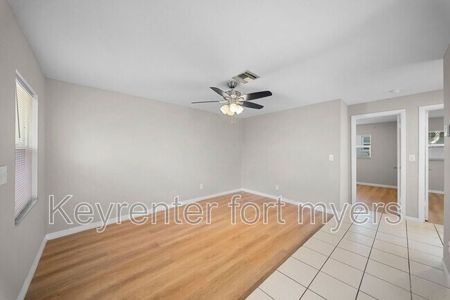 Foto del edificio - 4339 Mariner Rd