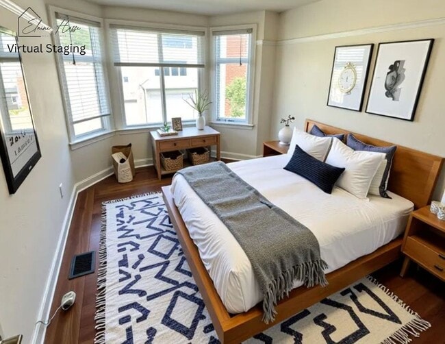 Building Photo - Sunlit 3-Bed, 2-Bath Home Steps from Balbo...