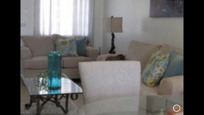 Foto del edificio - 8595 SW 214th Ter