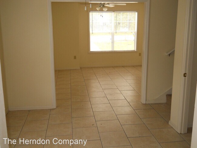 Building Photo - 1734 Almond Tree Pl