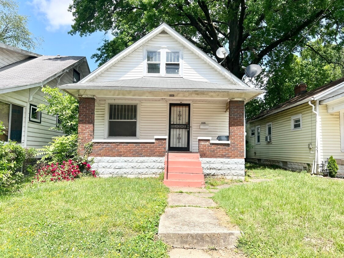 Photo - 2335 W Lee St (Louisville, KY)
