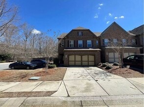 Building Photo - 4160 Madison Bridge Dr