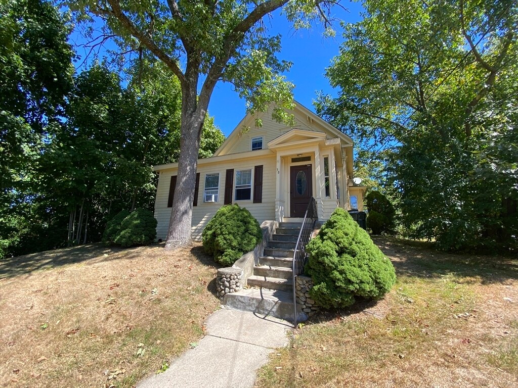 Primary Photo - 38 Summer St