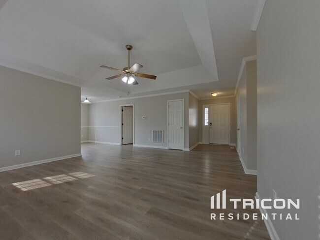 Building Photo - 6 Caddis Creek Ct