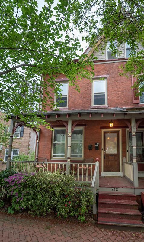 Primary Photo - 218 W Union St