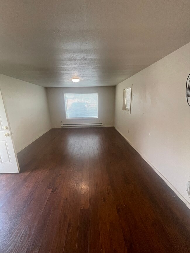Foto del edificio - 3586 Valley Rd NE