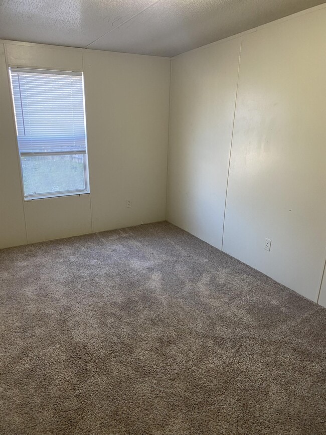 Building Photo - 3023 Cantabrian Dr