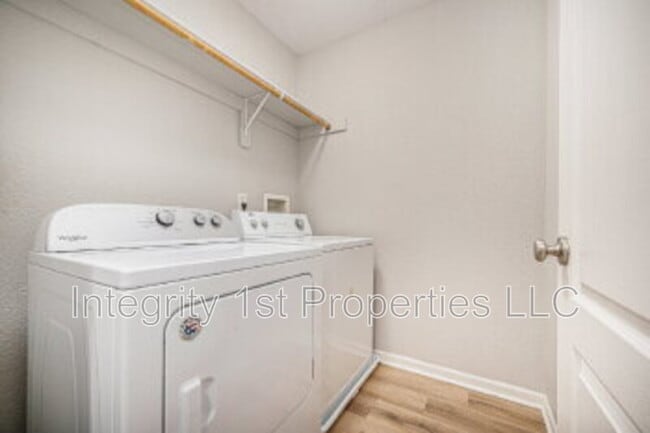 Building Photo - 5941 NW 91st St