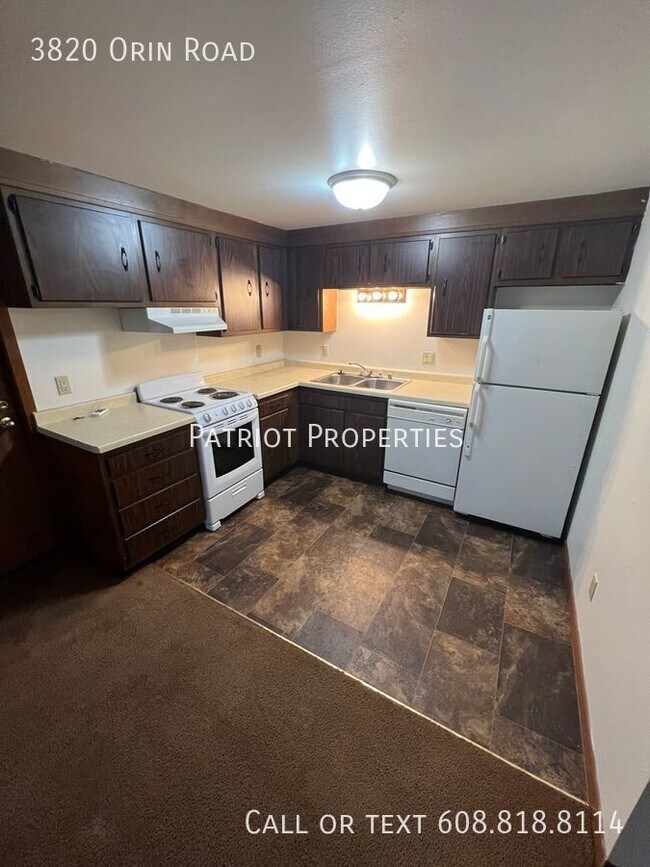 Foto del edificio - 1 bed/1 bath plus den in Madison, WI!