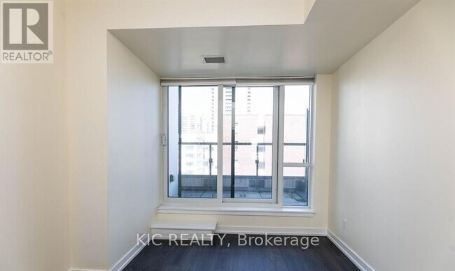 Building Photo - 200 Sackville St