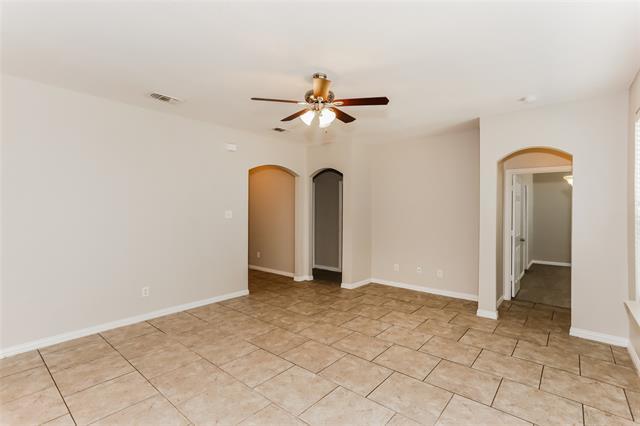 Building Photo - 284 Edison Ln