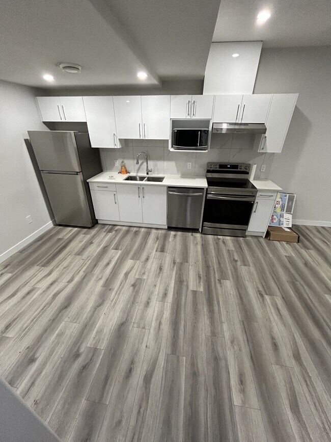 Photo du bâtiment - 3610-3641 41 Ave