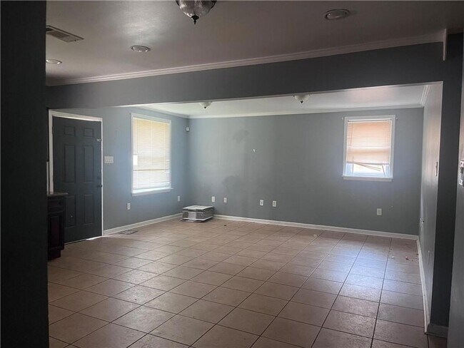 Foto del edificio - 7500 Symmes Ave