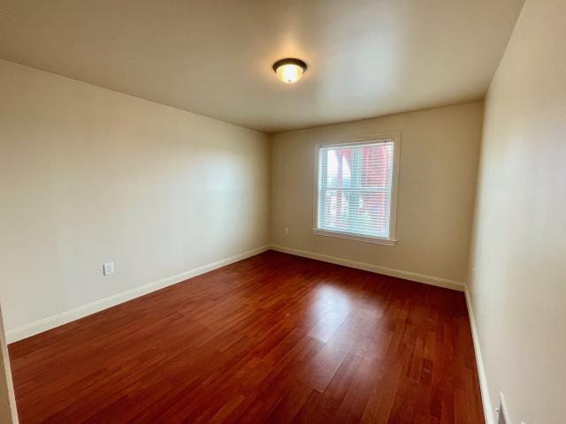 Building Photo - 2 bedroom in San Francisco CA 94132