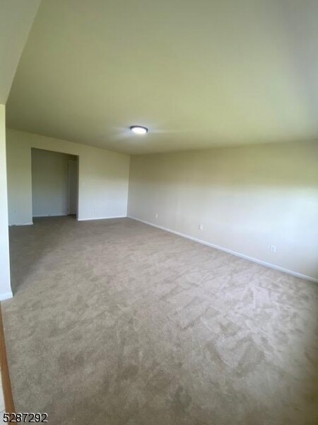 Building Photo - 109 Riverview Ct