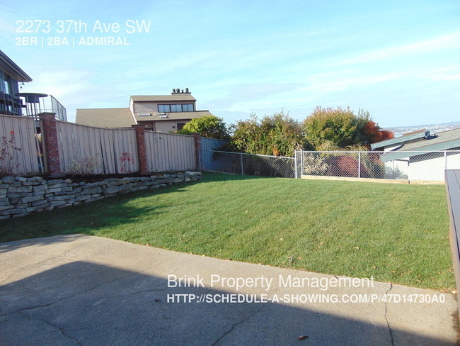 Building Photo - 2273 37th Ave SW