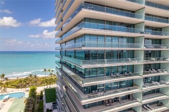 Building Photo - 10203 Collins Ave