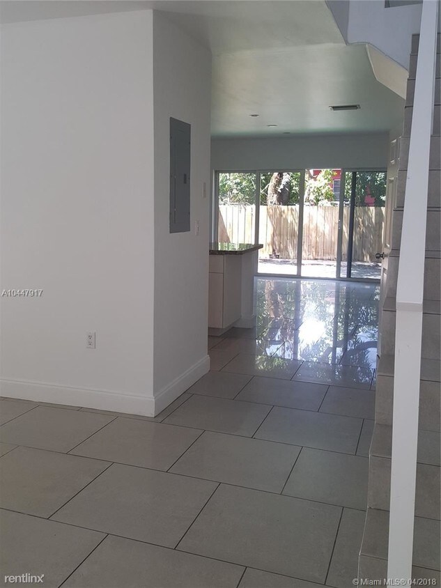 2 br, 2 bath - 453 NE 68th St # 45 - 2 br, 2 bath  - 453 NE 68th St # 45