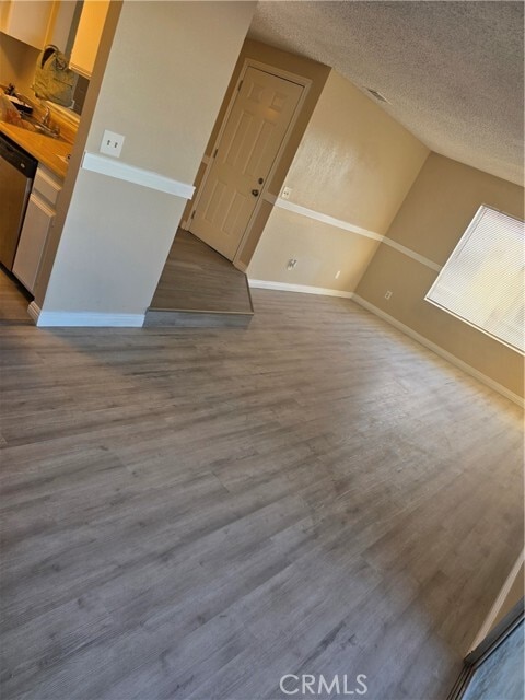 Building Photo - 1061 May Ln