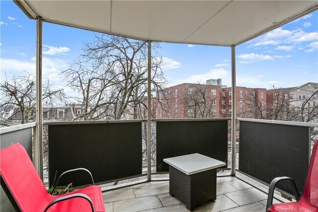 Foto del edificio - 50 Glenbrook Rd