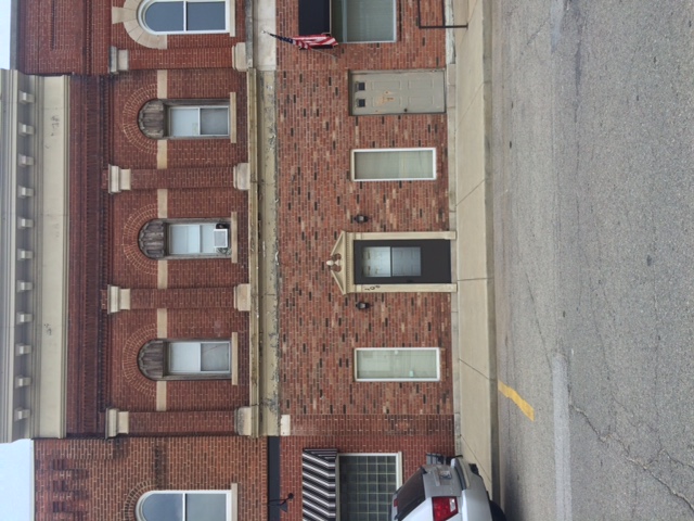 Primary Photo - 106 S Main St