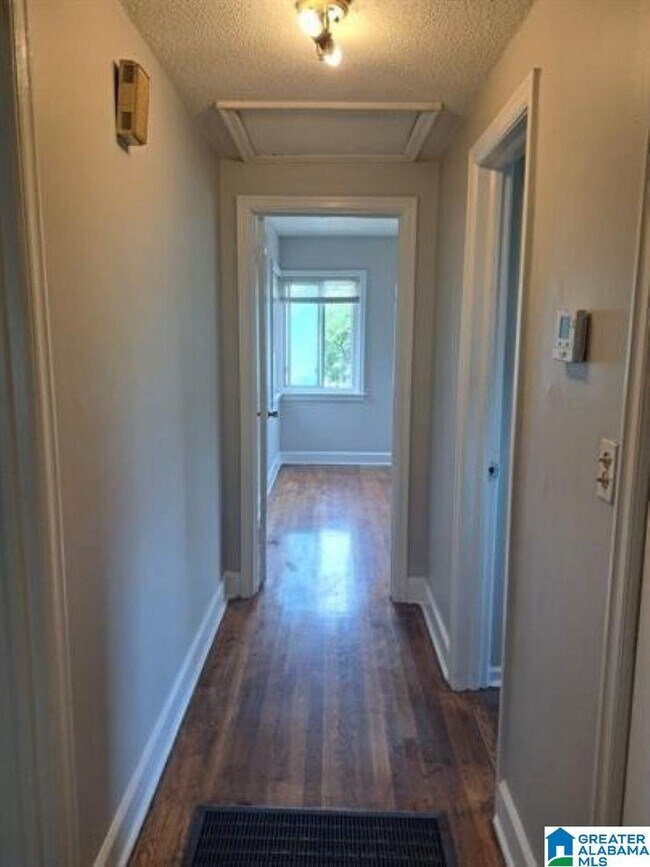 Foto del edificio - 813 46th St S