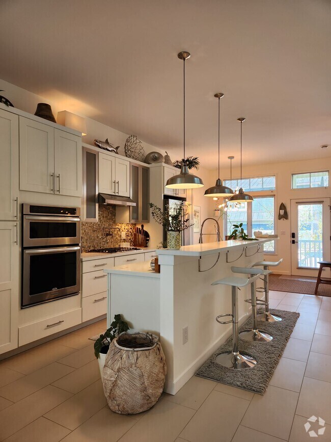 Downtown Bellingham Apartments for Rent with Extra Storage Bellingham