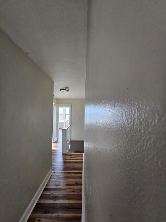 Foto del edificio - 5711 Dunlap St
