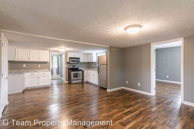 Building Photo - 4 br, 2 bath House - 605 Days Rd