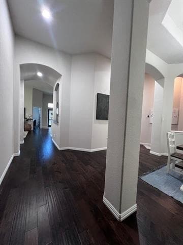 Foto del edificio - 421 Sagewood Ct