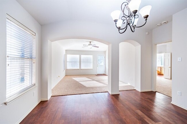 Building Photo - 10520 S Canoa Hills Trail