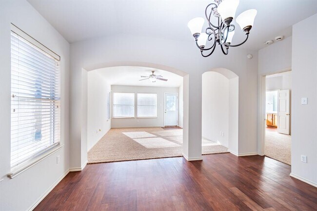 Foto del edificio - 10520 S Canoa Hills Trail